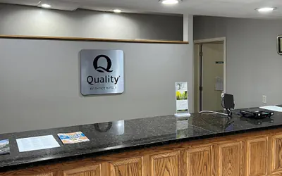 Photo 2 - Quality Inn & Suites Grants - I-40