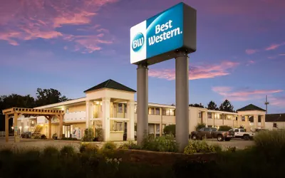Photo 2 - Best Western Inn
