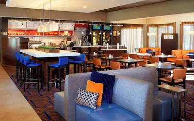 Photo 3 - Courtyard by Marriott Chicago Deerfield