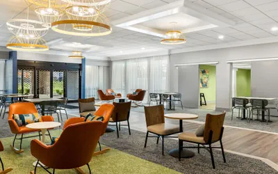 Photo 3 - Spark by Hilton Akron Fairlawn