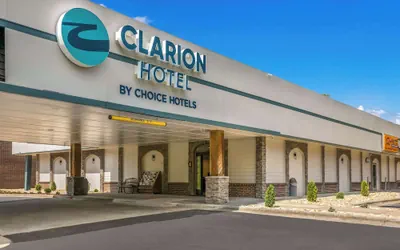 Photo 2 - Clarion Hotel Conference Center Maggie Valley