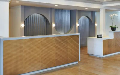 Photo 5 - DoubleTree by Hilton Hotel Berkeley Marina