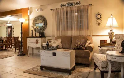 Photo 4 - All American Inn and Suites