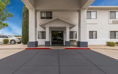 Quality Inn & Suites Artesia