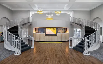 Photo 2 - Spark by Hilton Tempe Phoenix Airport