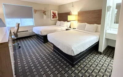 Photo 4 - Sleep Inn & Suites Peoria North