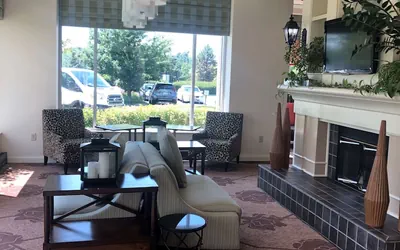 Photo 2 - Hilton Garden Inn Addison