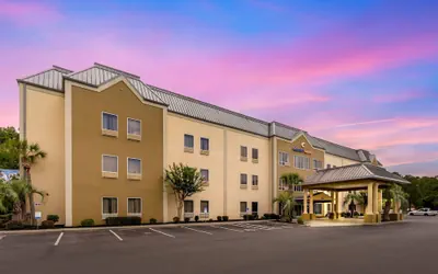 Photo 2 - Comfort Suites At The University - Conway
