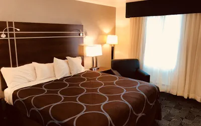 Photo 3 - Berkshire Inn