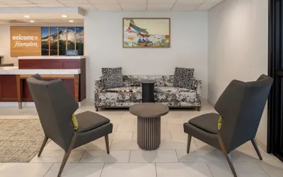 Photo 4 - Hampton Inn Seattle/Southcenter