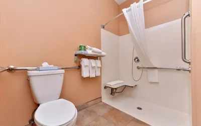 Photo 5 - Candlewood Suites San Diego by IHG