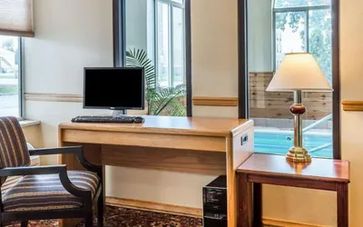 Photo 3 - FairBridge Inn & Suites Glendive