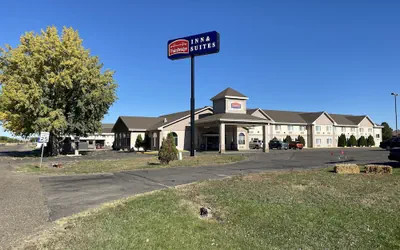 Photo 2 - FairBridge Inn & Suites Glendive