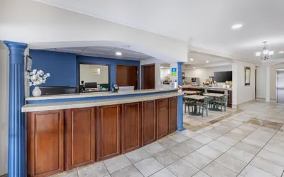 Photo 3 - SureStay Hotel by Best Western Morganton