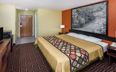 Photo 4 - Super 8 by Wyndham Rochester