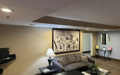 Photo 4 - Super 8 by Wyndham Winfield/Quail Ridge Area