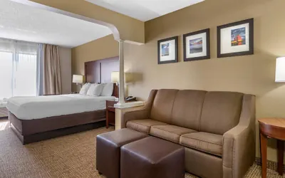 Photo 5 - Comfort Suites Grandville - Grand Rapids SW