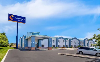 Photo 2 - Comfort Inn Elko