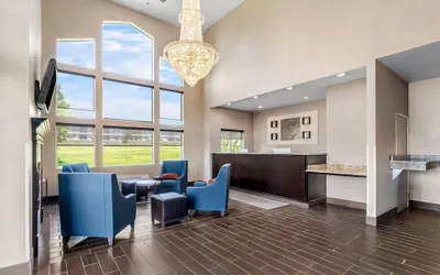 Photo 3 - Comfort Inn Elko