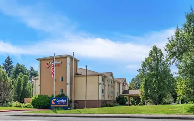 Photo 2 - Comfort Suites Clackamas