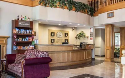 Photo 3 - Comfort Suites Clackamas