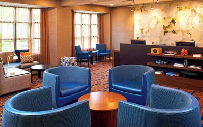 Photo 2 - Courtyard by Marriott Cincinnati-Covington