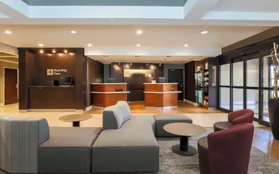 Photo 2 - Courtyard by Marriott Monroe Airport