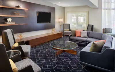 Photo 2 - Courtyard by Marriott Atlanta Alpharetta