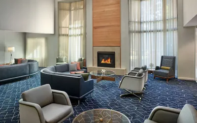 Photo 3 - Courtyard by Marriott Atlanta Alpharetta