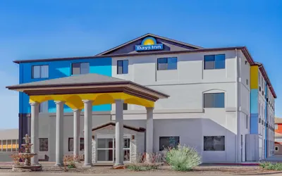 Photo 2 - Days Inn by Wyndham Bernalillo