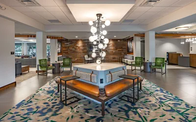 Photo 2 - DoubleTree by Hilton Dallas - Farmers Branch