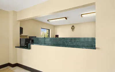 Photo 2 - Ramada Limited Columbia