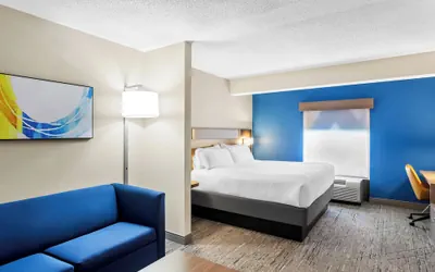 Photo 4 - Holiday Inn Express Suites Charleston by IHG