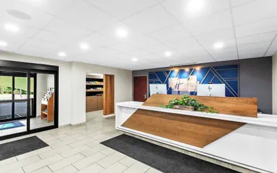 Photo 3 - Holiday Inn Express Suites Charleston by IHG