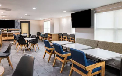 Photo 5 - Hyatt House Herndon/Reston