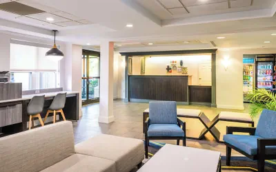 Photo 4 - Hyatt House Herndon/Reston