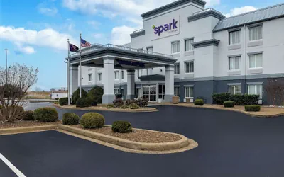 Photo 2 - Spark by Hilton Evansville East, IN