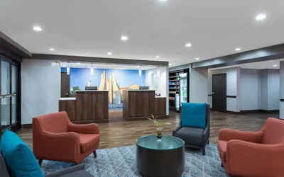 Photo 3 - Best Western Plus Lafayette Hotel University Area