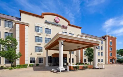 Photo 2 - Best Western Plus Peoria
