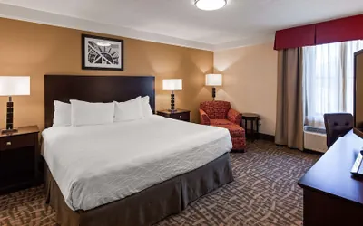 Photo 5 - Best Western Plus Peoria