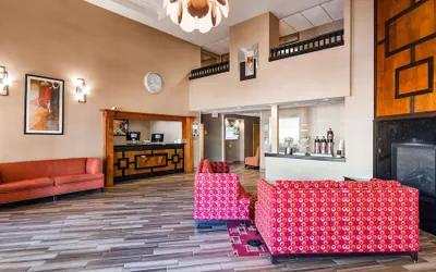 Photo 3 - Best Western Plus Peoria