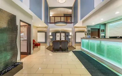 Photo 3 - Best Western Joliet Inn & Suites