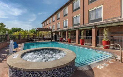 Photo 2 - Best Western Plus DFW Airport Suites