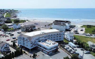 Photo 2 - Atlantic Beach Hotel Newport