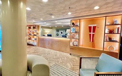 Photo 5 - Atlantic Beach Hotel Newport