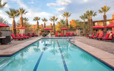 Photo 2 - Hilton Grand Vacations Club Palm Desert