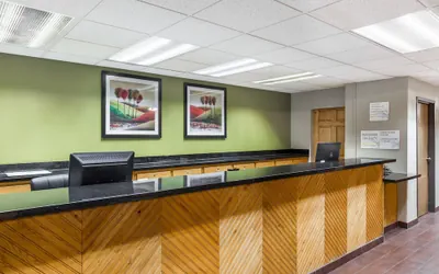 Photo 3 - Ramada by Wyndham Platte City KCI Airport