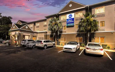 Photo 2 - Best Western Patriots Point