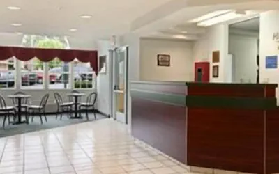Photo 2 - Microtel Inn & Suites by Wyndham Kannapolis/Concord