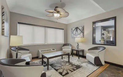 Photo 5 - Best Western Crown Inn & Suites